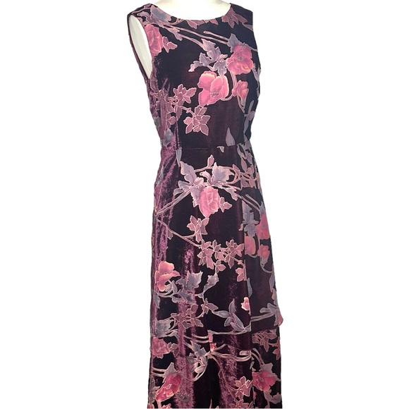 Tahari Arthur S Levine Layered Floral-Print Velvet Gown Size 8 - Picture 3 of 13